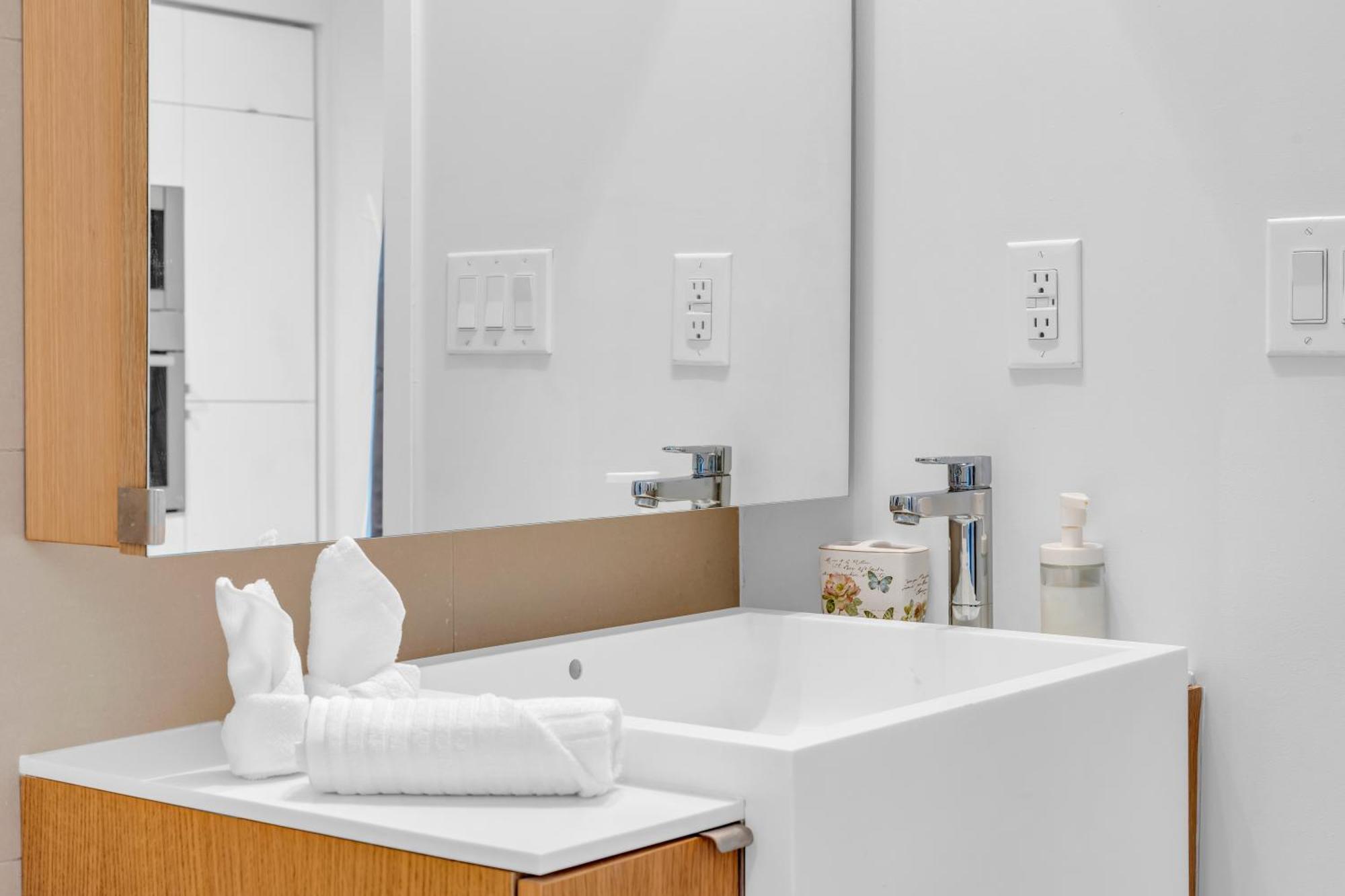 Spadina Modern Suites Τορόντο Εξωτερικό φωτογραφία